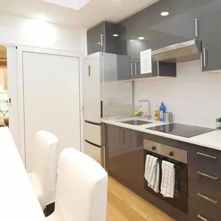 דירה Comfy Cathedral *